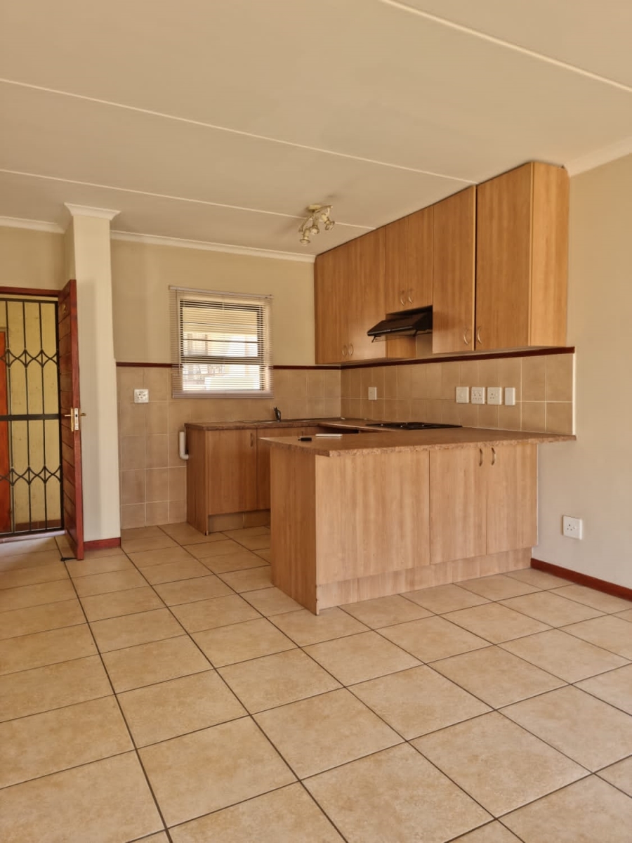 1 Bedroom Property for Sale in Paulshof Gauteng