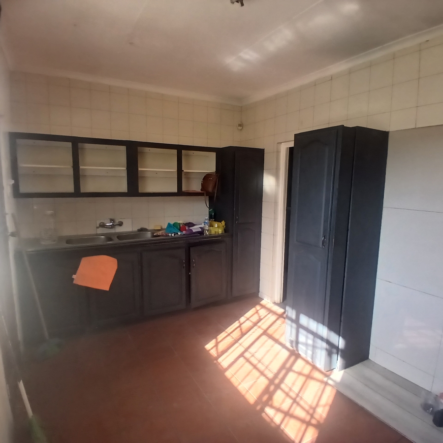 To Let 3 Bedroom Property for Rent in Selection Park Gauteng