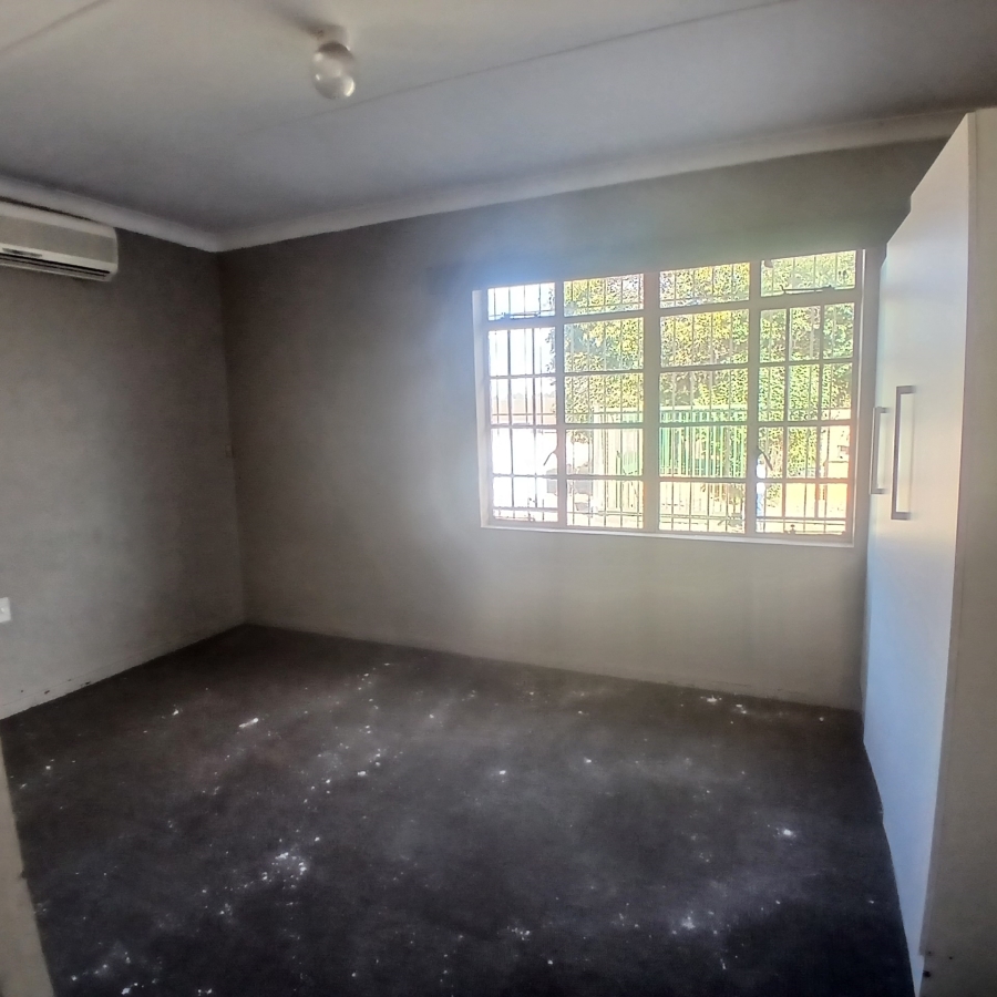 To Let 3 Bedroom Property for Rent in Selection Park Gauteng