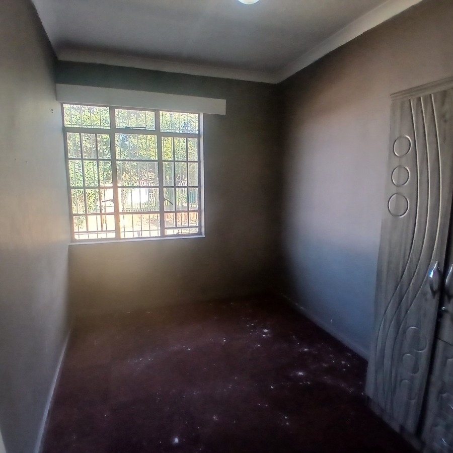To Let 3 Bedroom Property for Rent in Selection Park Gauteng