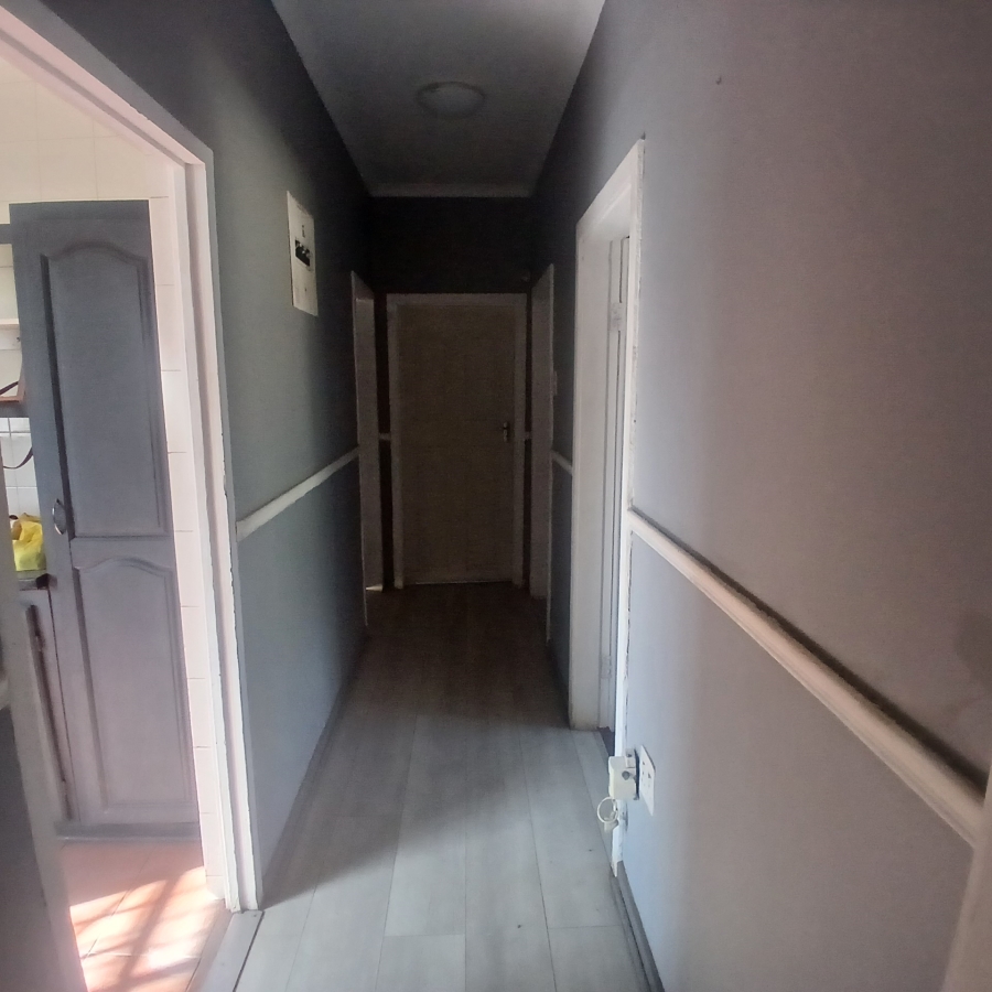 To Let 3 Bedroom Property for Rent in Selection Park Gauteng