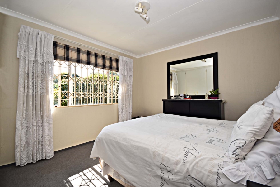 2 Bedroom Property for Sale in Sonneglans Gauteng