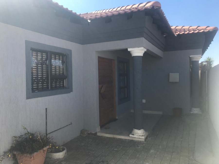 3 Bedroom Property for Sale in Dawn Park Gauteng