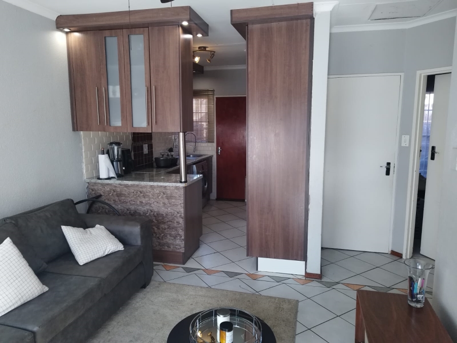 2 Bedroom Property for Sale in Terenure Gauteng
