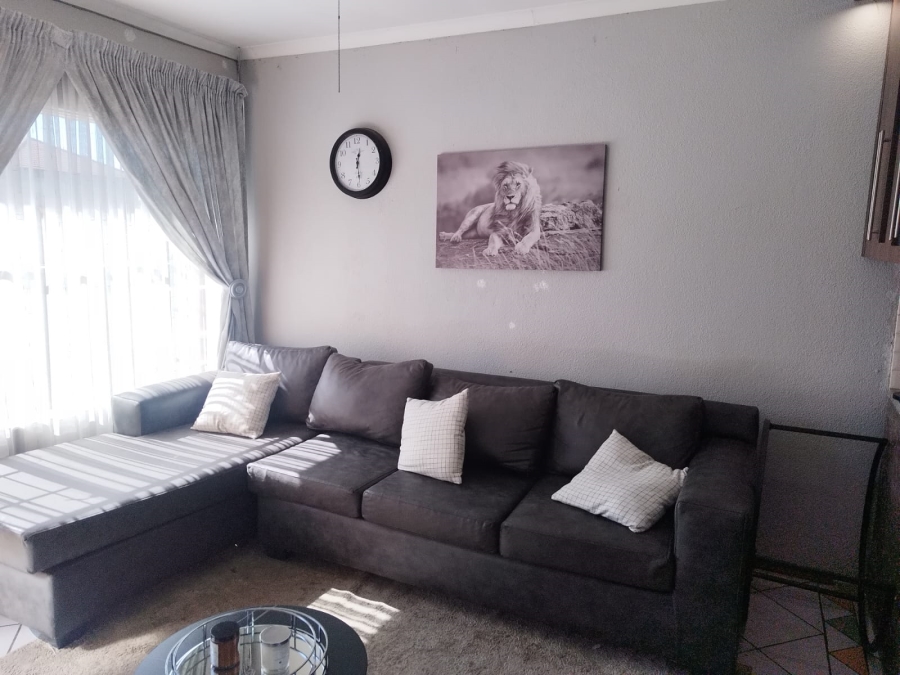 2 Bedroom Property for Sale in Terenure Gauteng