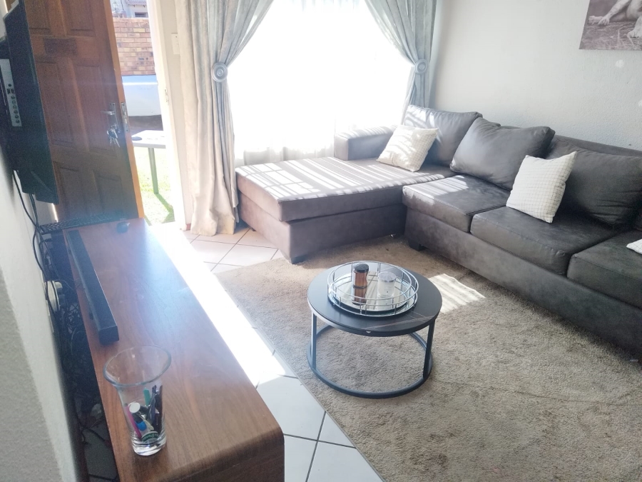 2 Bedroom Property for Sale in Terenure Gauteng