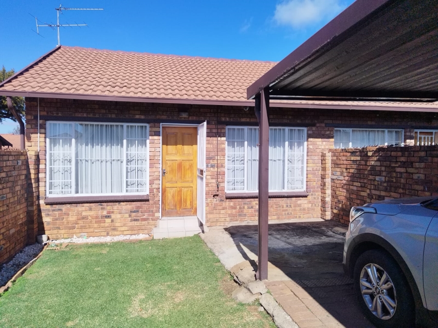 2 Bedroom Property for Sale in Terenure Gauteng