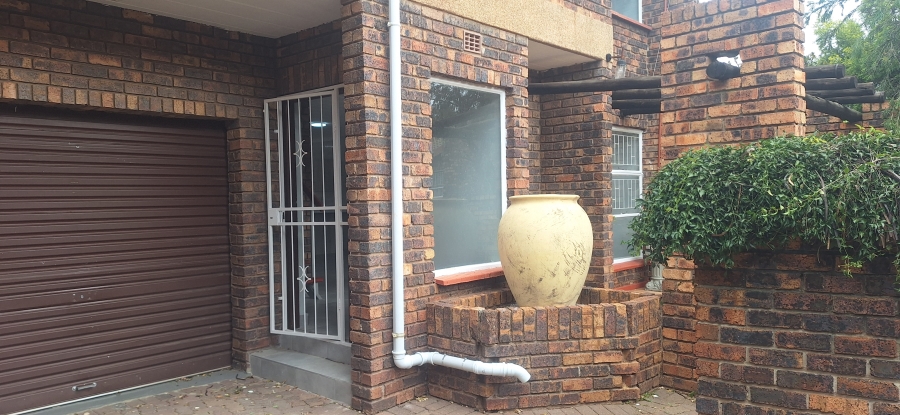3 Bedroom Property for Sale in Rant En Dal Gauteng