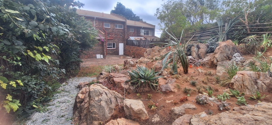 3 Bedroom Property for Sale in Rant En Dal Gauteng