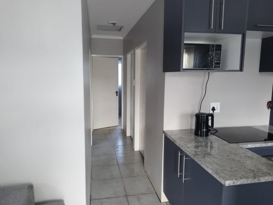 3 Bedroom Property for Sale in Clayville Gauteng