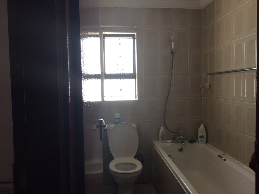 To Let 3 Bedroom Property for Rent in Protea Glen Gauteng