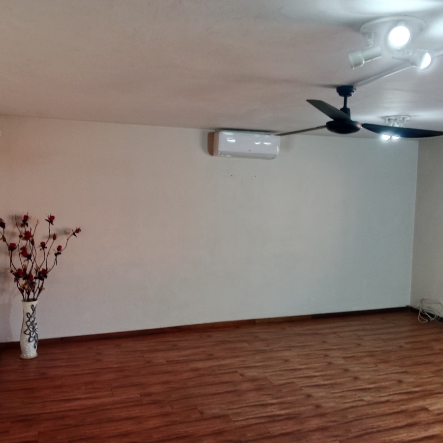 4 Bedroom Property for Sale in Noordwyk Gauteng