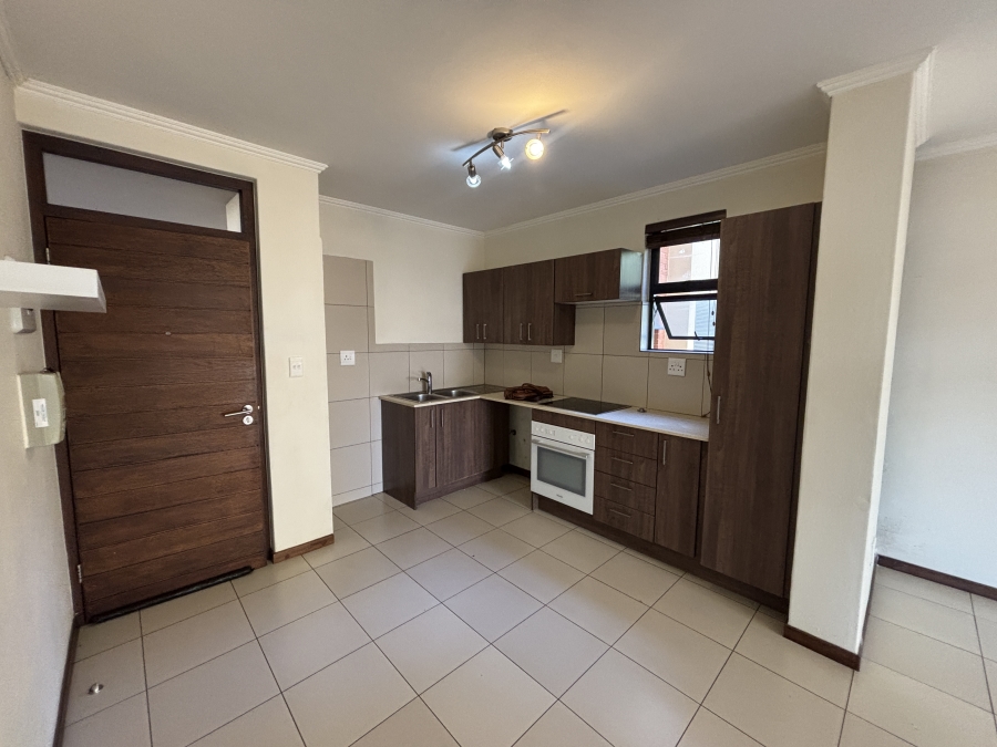 To Let 2 Bedroom Property for Rent in Jackal Creek Golf Estate Gauteng