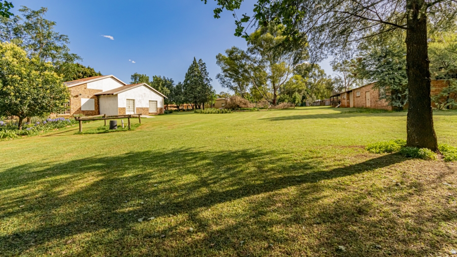6 Bedroom Property for Sale in Alewynspoort Gauteng