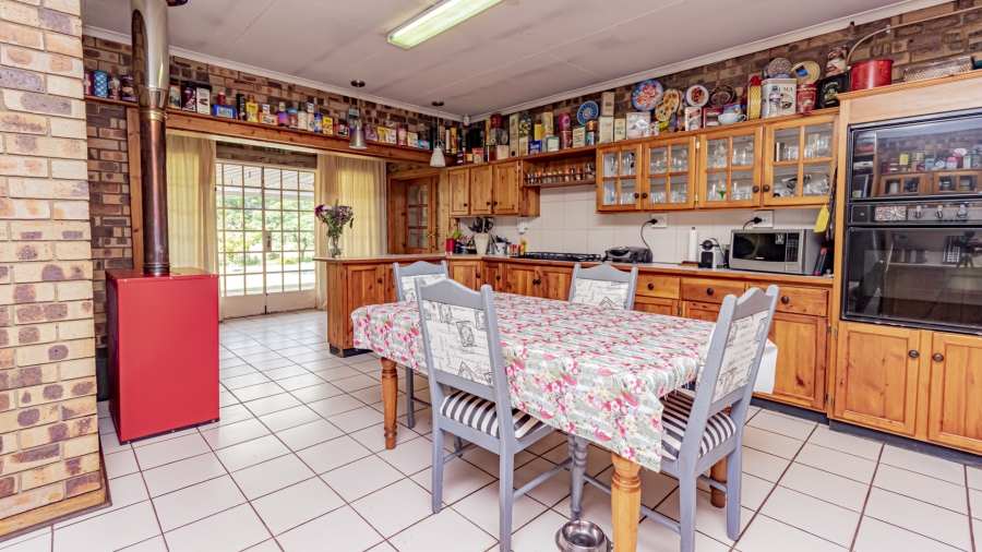 6 Bedroom Property for Sale in Alewynspoort Gauteng