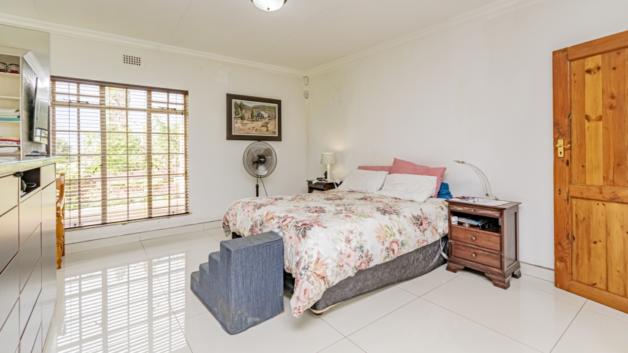 6 Bedroom Property for Sale in Alewynspoort Gauteng