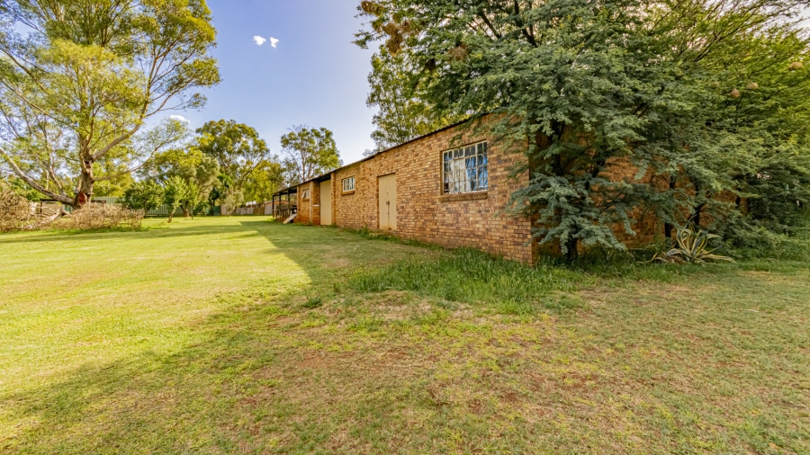 6 Bedroom Property for Sale in Alewynspoort Gauteng