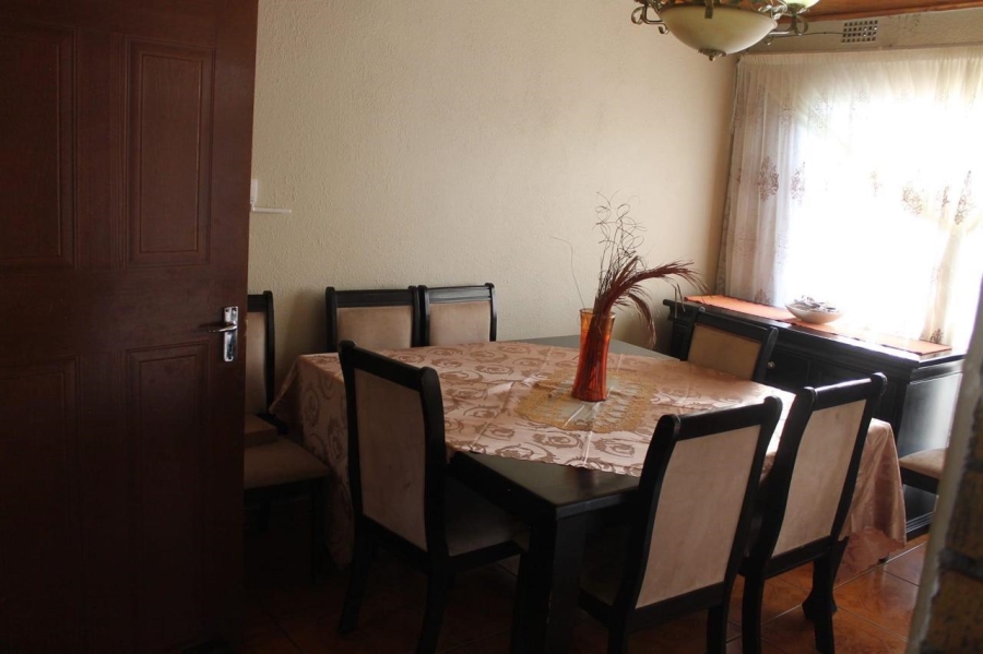 3 Bedroom Property for Sale in Emdeni Gauteng