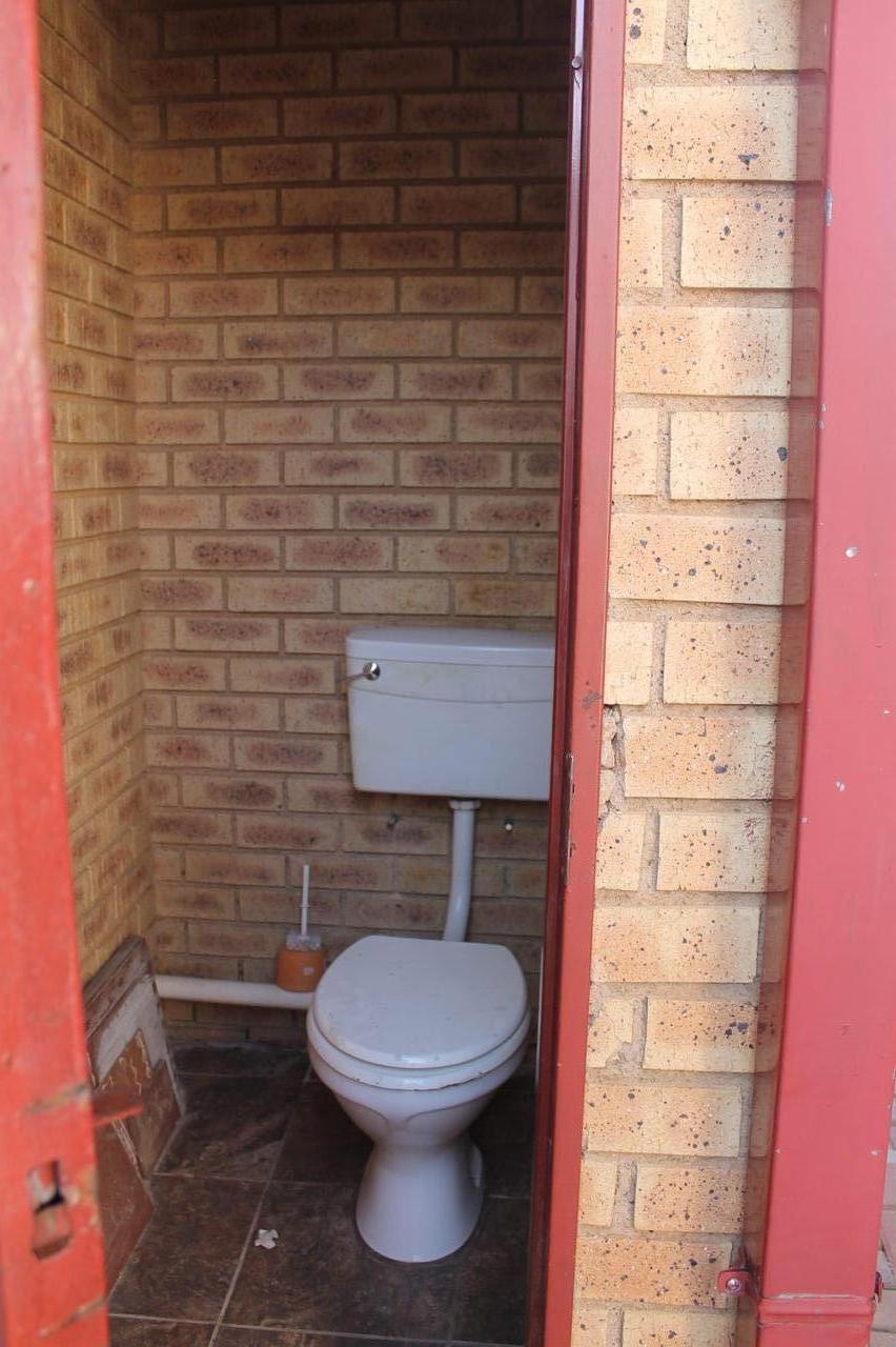3 Bedroom Property for Sale in Emdeni Gauteng