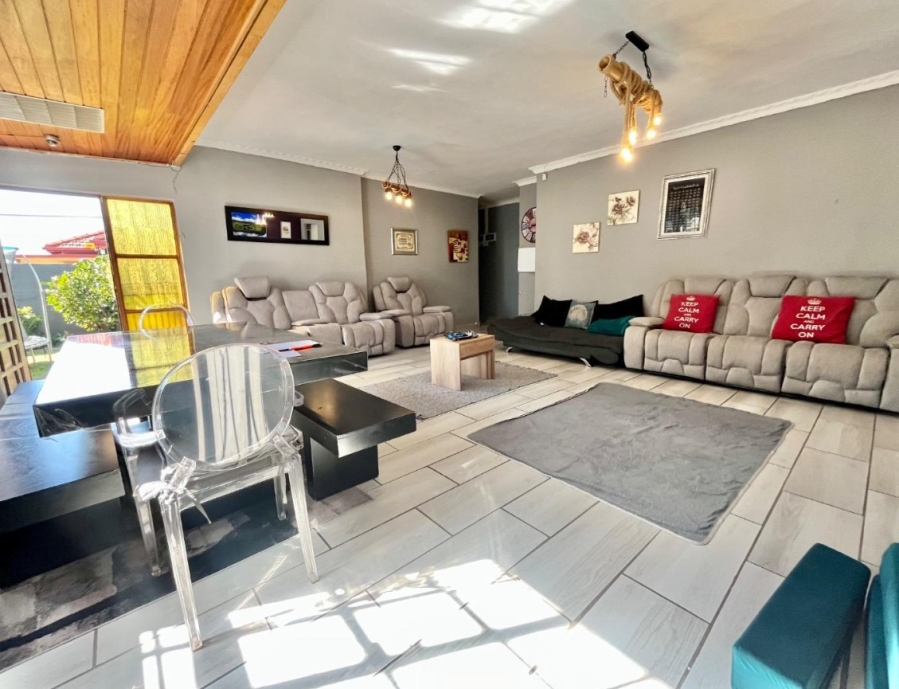 4 Bedroom Property for Sale in Rewlatch Gauteng