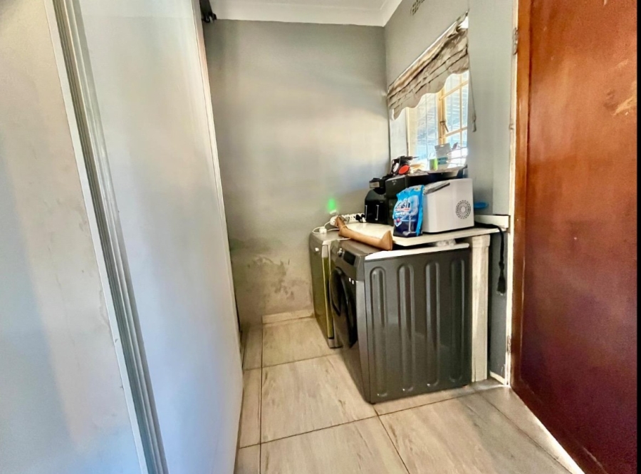 4 Bedroom Property for Sale in Rewlatch Gauteng