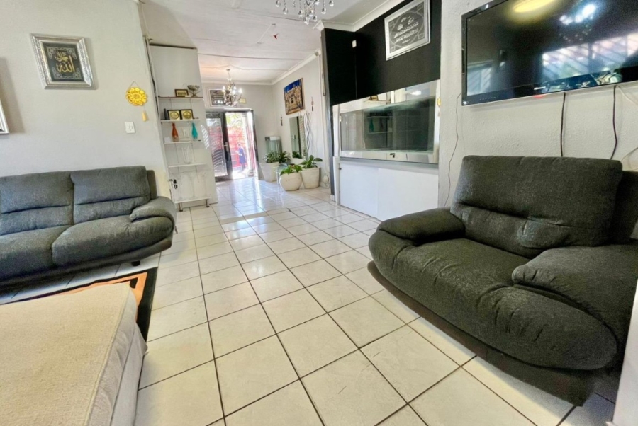4 Bedroom Property for Sale in Rewlatch Gauteng