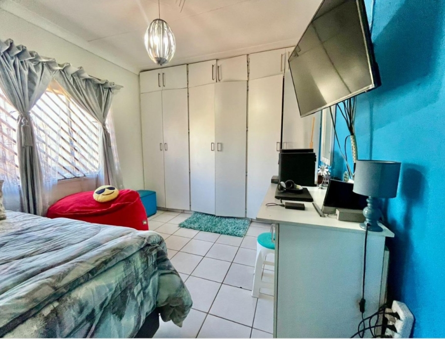 4 Bedroom Property for Sale in Rewlatch Gauteng