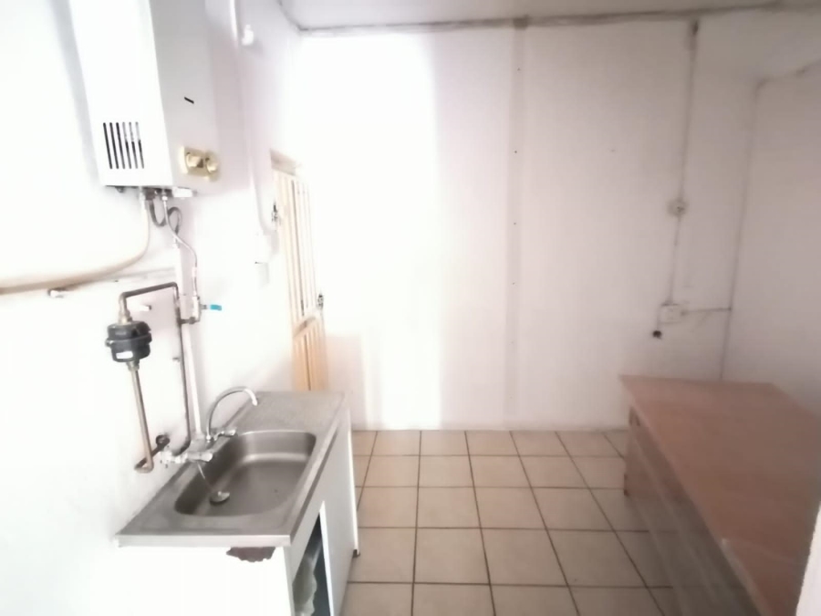 To Let commercial Property for Rent in Edleen Gauteng