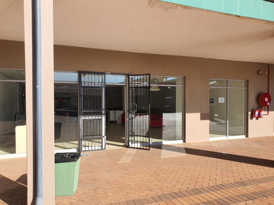 To Let commercial Property for Rent in Pierre Van Ryneveld Gauteng