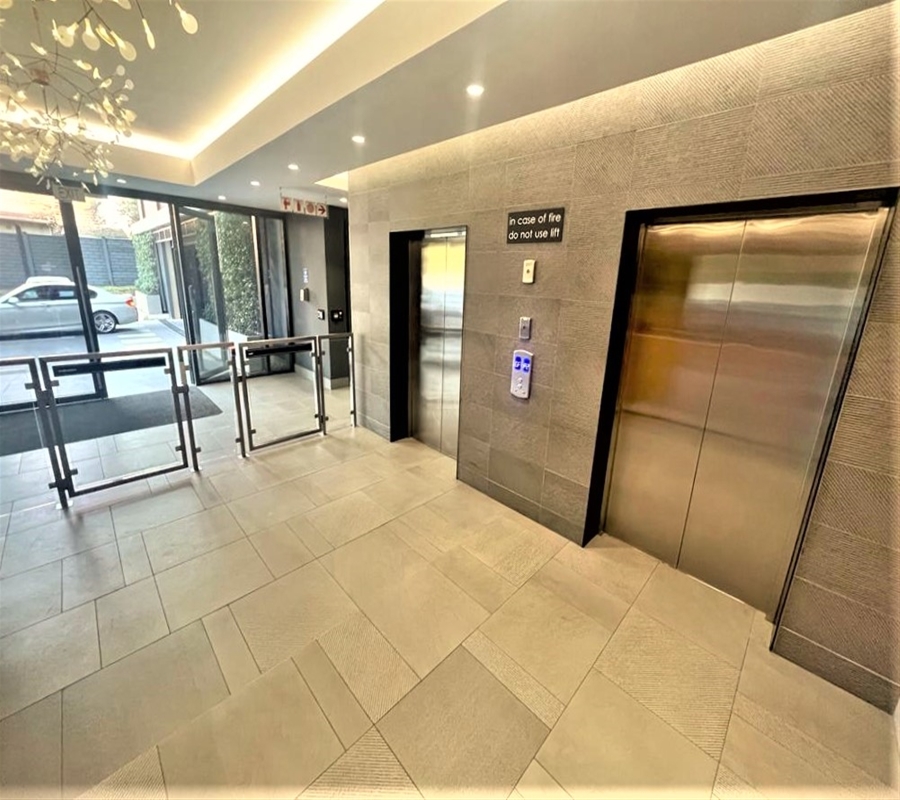 To Let commercial Property for Rent in Houghton Estate Gauteng