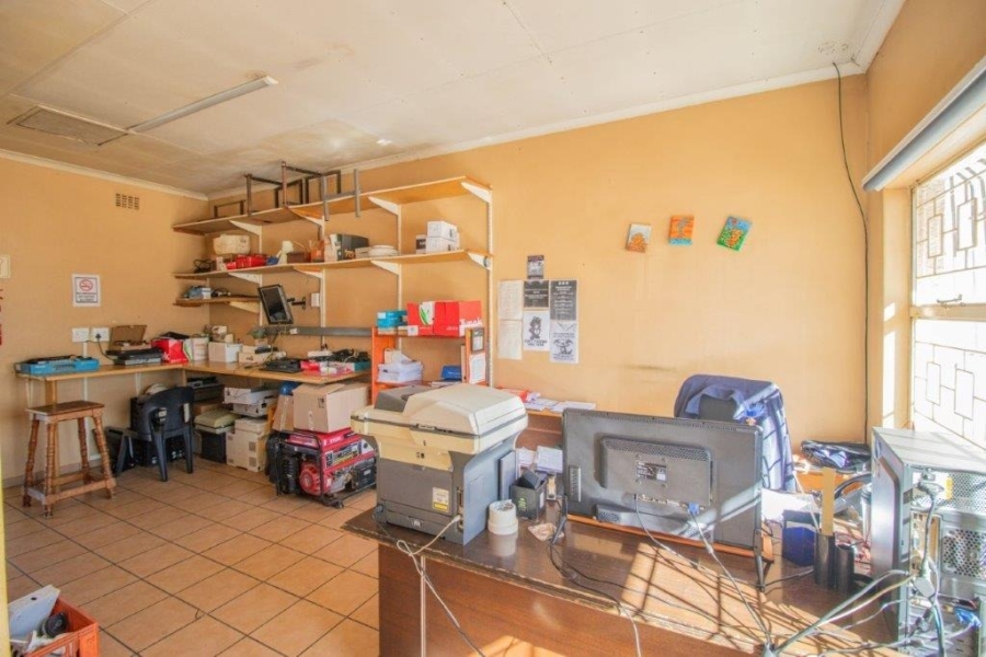 Commercial Property for Sale in Ravenswood Gauteng
