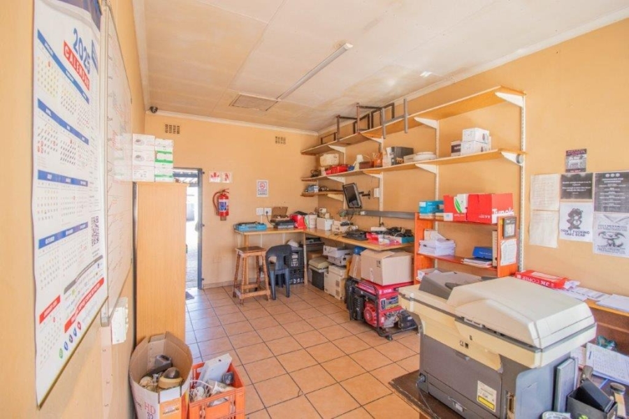 Commercial Property for Sale in Ravenswood Gauteng