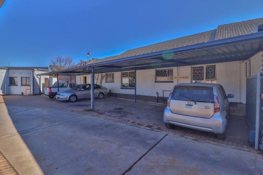 Commercial Property for Sale in Ravenswood Gauteng
