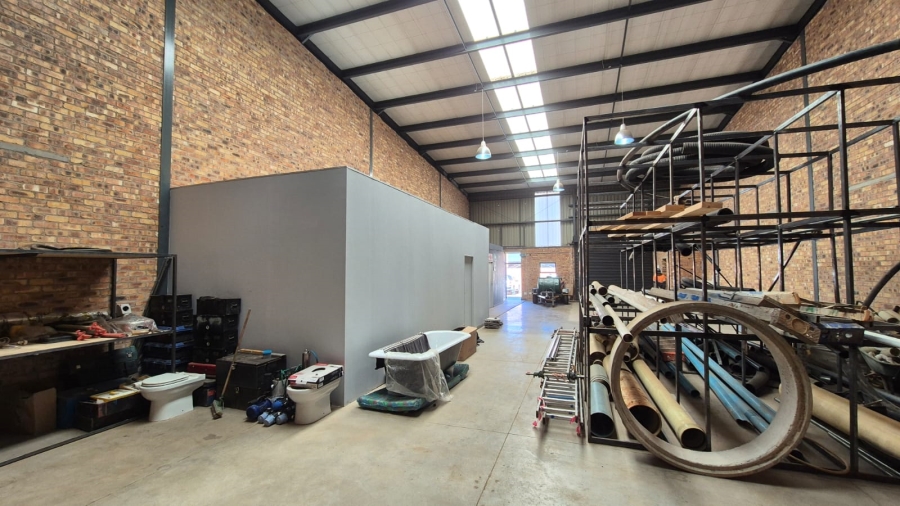 To Let commercial Property for Rent in N4 Gateway Industrial Park Gauteng