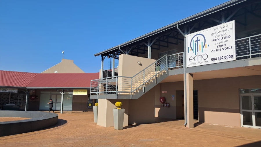 To Let commercial Property for Rent in Pierre Van Ryneveld Gauteng
