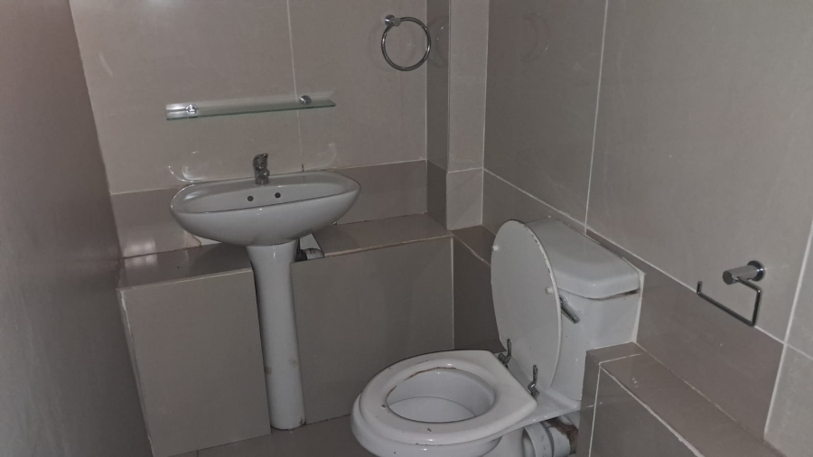 To Let commercial Property for Rent in Pierre Van Ryneveld Gauteng