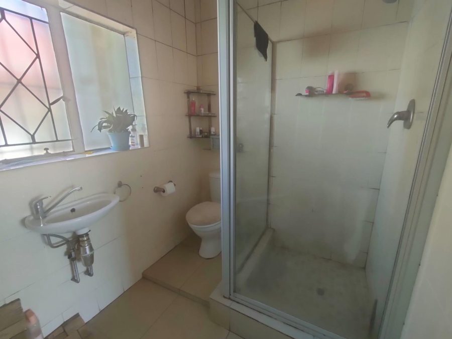 To Let 4 Bedroom Property for Rent in Berario Gauteng