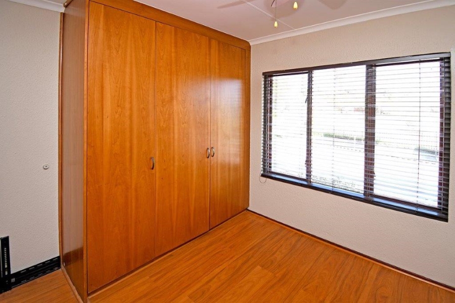 2 Bedroom Property for Sale in Dowerglen Ext 4 Gauteng