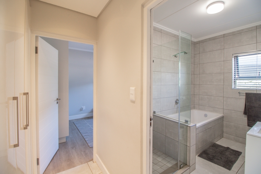 3 Bedroom Property for Sale in Serengeti Lifestyle Estate Gauteng
