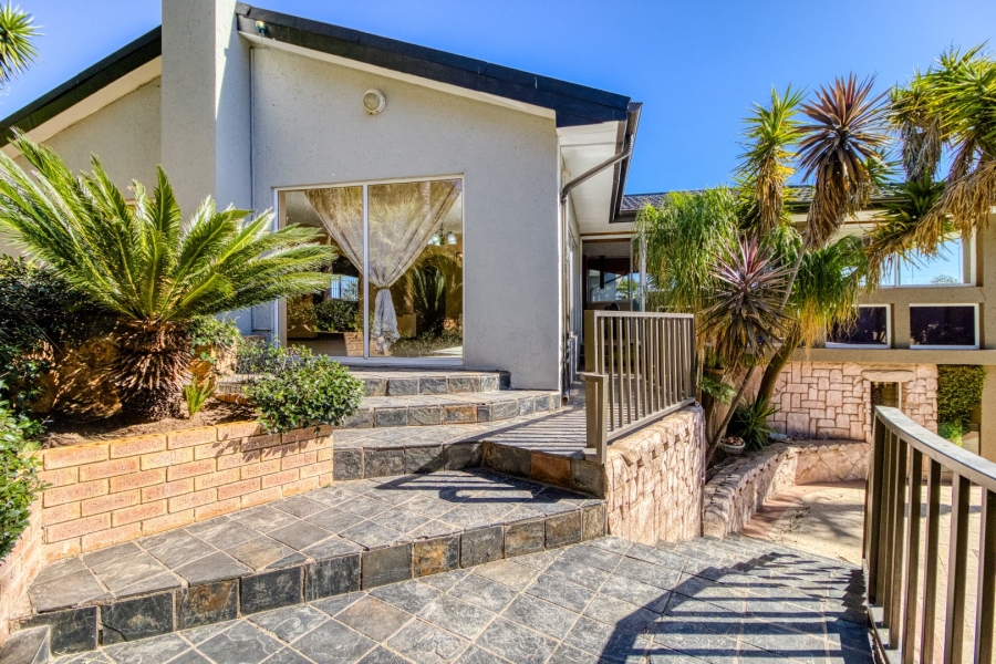 4 Bedroom Property for Sale in Quellerina Gauteng