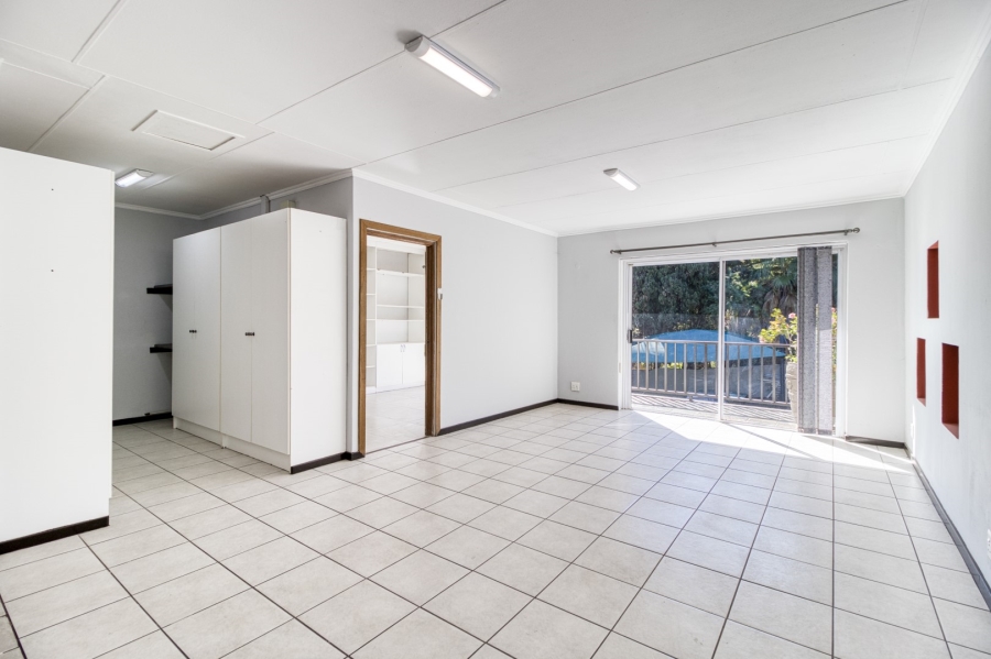 4 Bedroom Property for Sale in Quellerina Gauteng