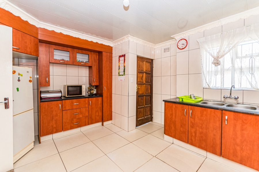 4 Bedroom Property for Sale in Kagiso Gauteng