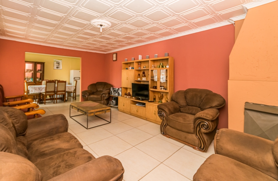 4 Bedroom Property for Sale in Kagiso Gauteng