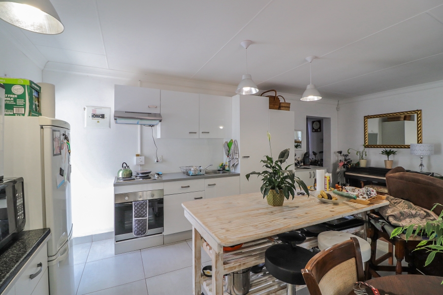 1 Bedroom Property for Sale in Edenvale Central Gauteng