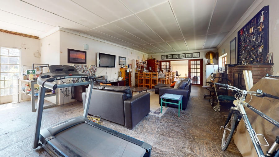5 Bedroom Property for Sale in Lambton Gauteng