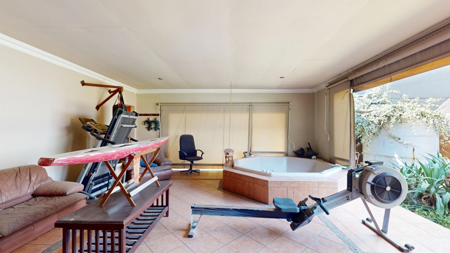 5 Bedroom Property for Sale in Lambton Gauteng