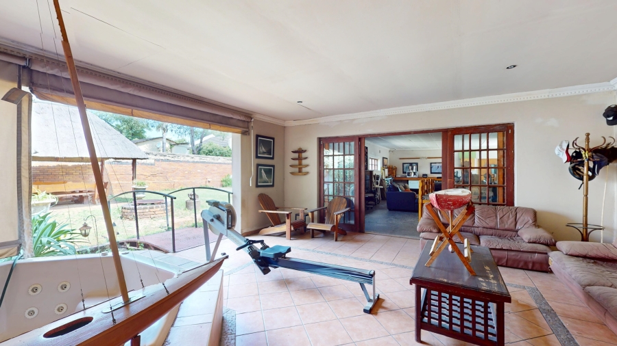 5 Bedroom Property for Sale in Lambton Gauteng
