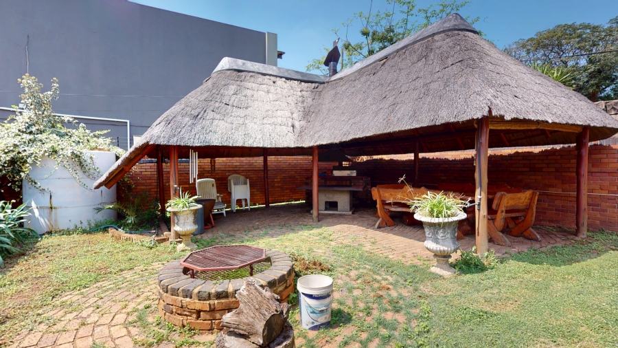 5 Bedroom Property for Sale in Lambton Gauteng