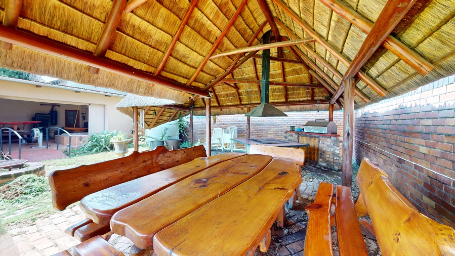 5 Bedroom Property for Sale in Lambton Gauteng