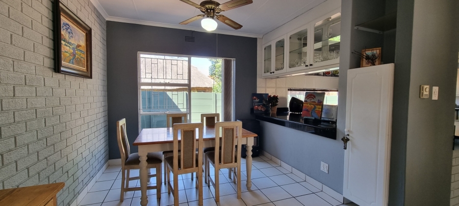 5 Bedroom Property for Sale in Sunward Park Gauteng